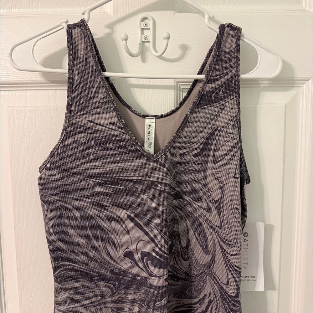 Athleta Matching Set Tank And Crop Leggings